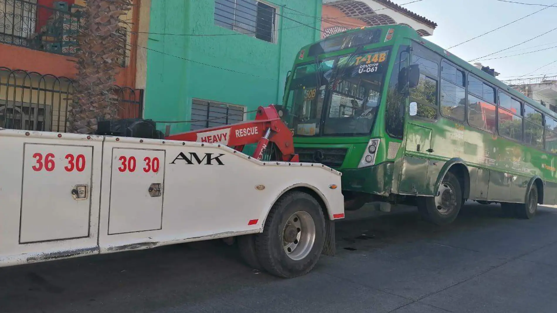 Unidad retirada a chofer violento